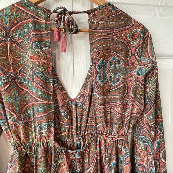 Guru dress , size medium / large V neck open back - Picture 6 of 7